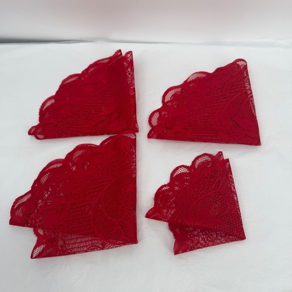 Round Lace Doilies Red Floral Scalloped Edge Set of 4 Table Decor-3 LG & 1 SM - Picture 5 of 5